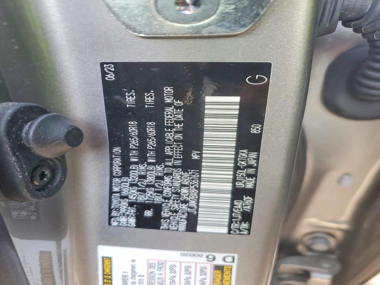 2023 LEXUS GX photo 37