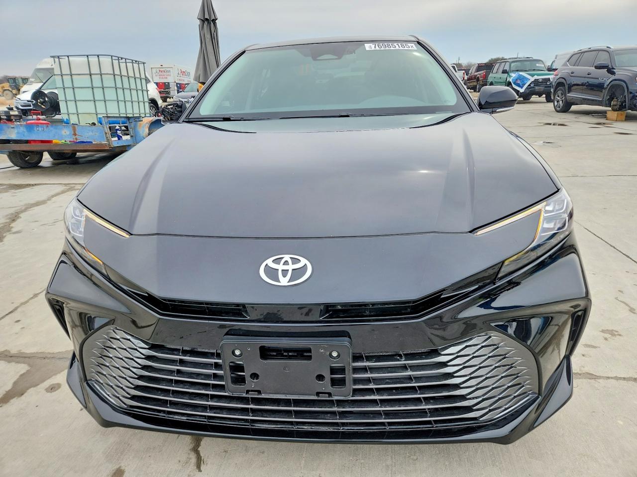 2026 TOYOTA CAMRY XLE photo 5
