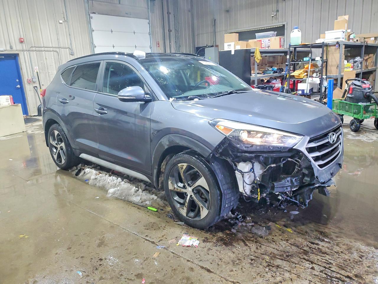 2018 HYUNDAI TUCSON VALUE photo 4