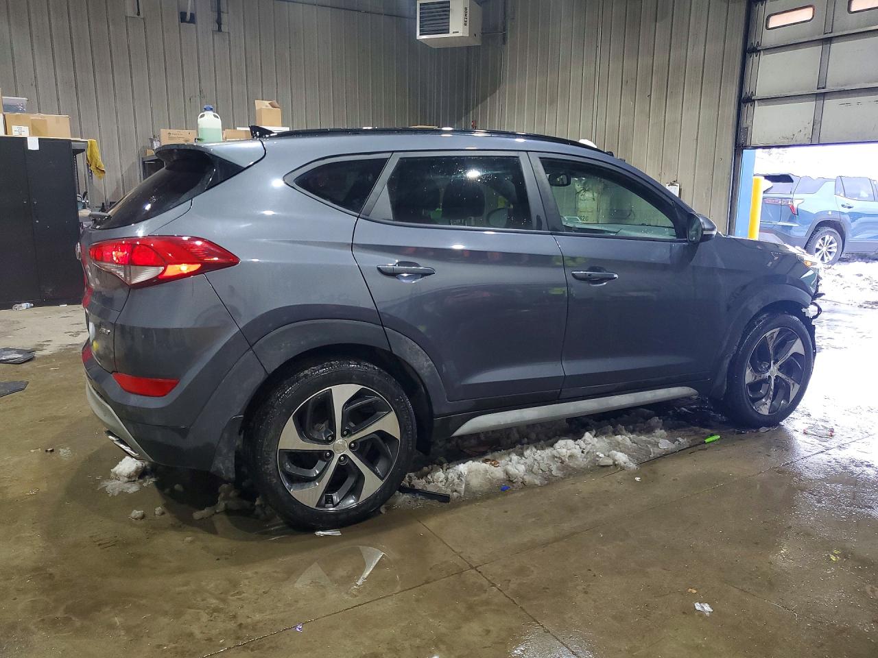 2018 HYUNDAI TUCSON VALUE photo 3