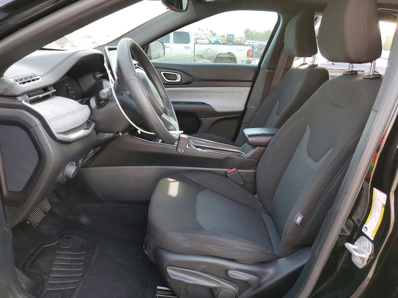 2024 JEEP COMPASS SPORT photo 13