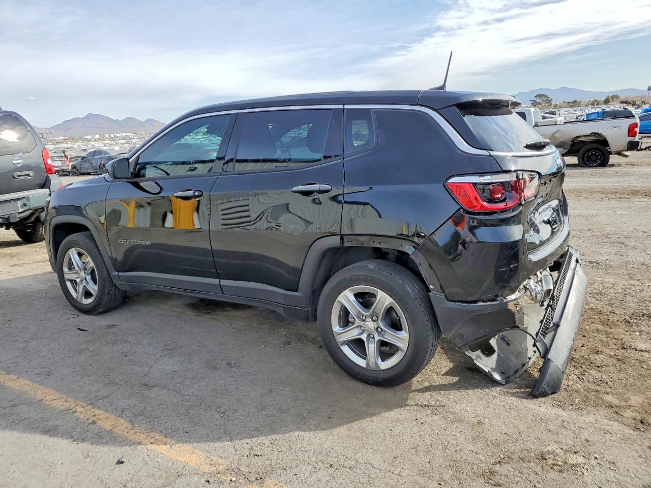 2024 JEEP COMPASS SPORT photo 3