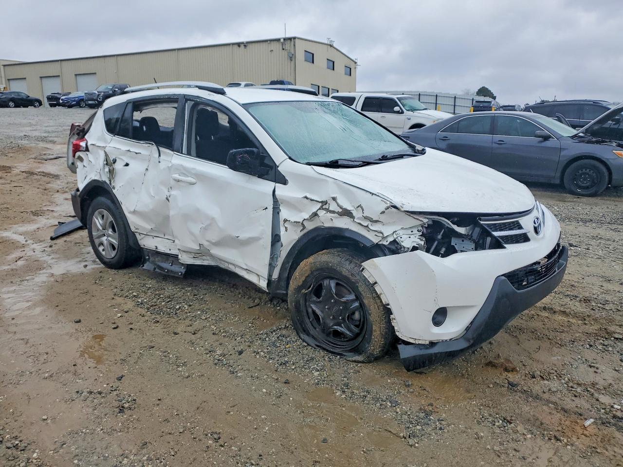 2015 TOYOTA RAV4 LE photo 10