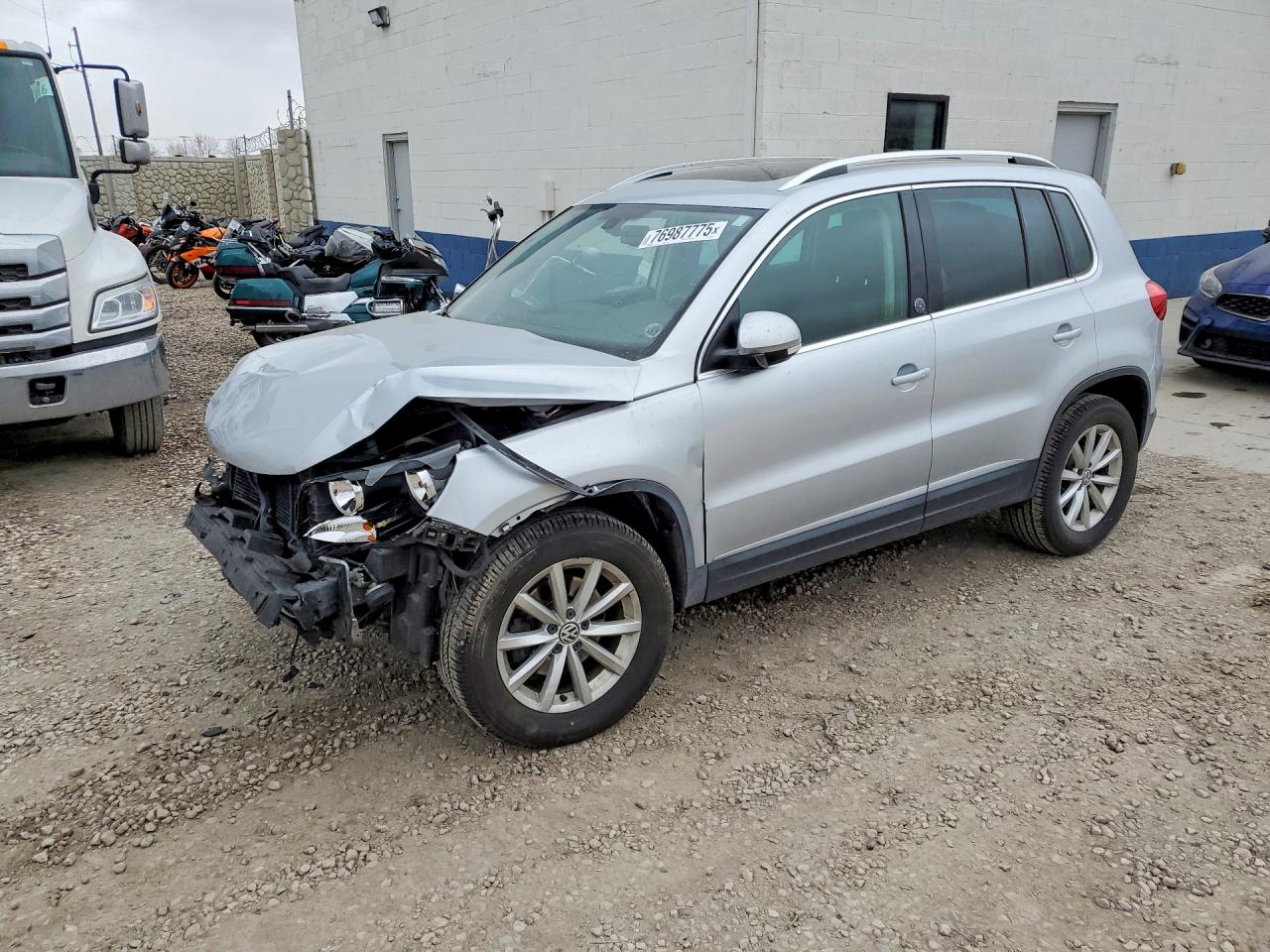 2017 VOLKSWAGEN TIGUAN