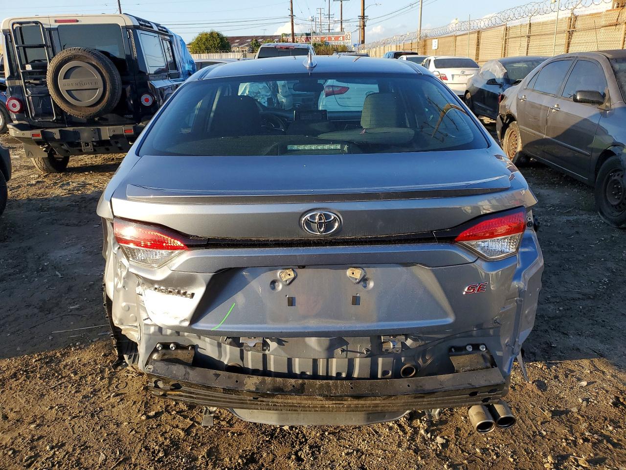 2021 TOYOTA COROLLA SE photo 16