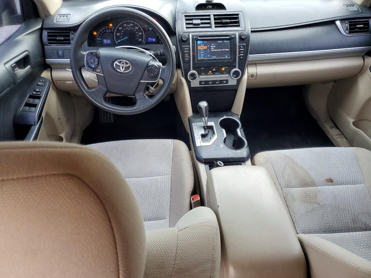 2012 TOYOTA CAMRY LE photo 15