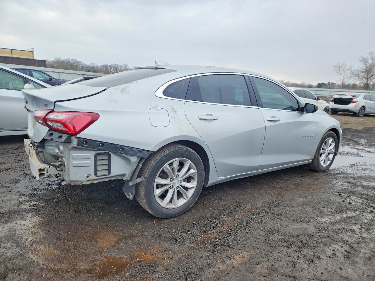 2020 CHEVROLET MALIBU LT photo 5