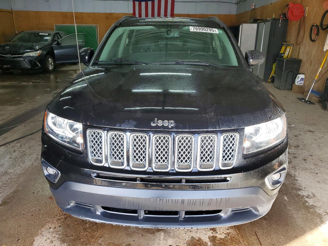 2017 JEEP COMPASS LATITUDE photo 5