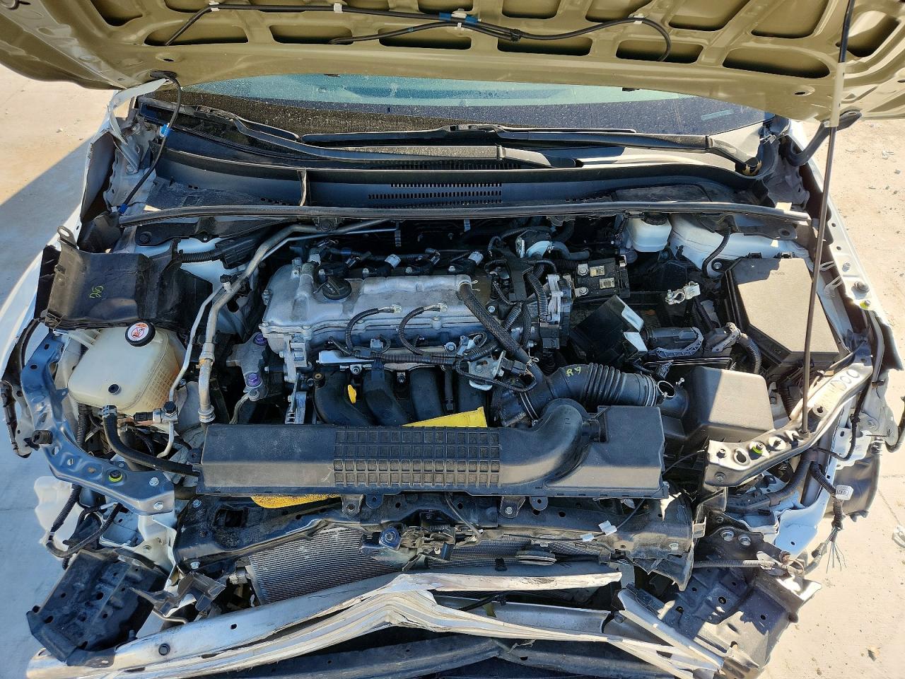2020 TOYOTA COROLLA LE photo 11