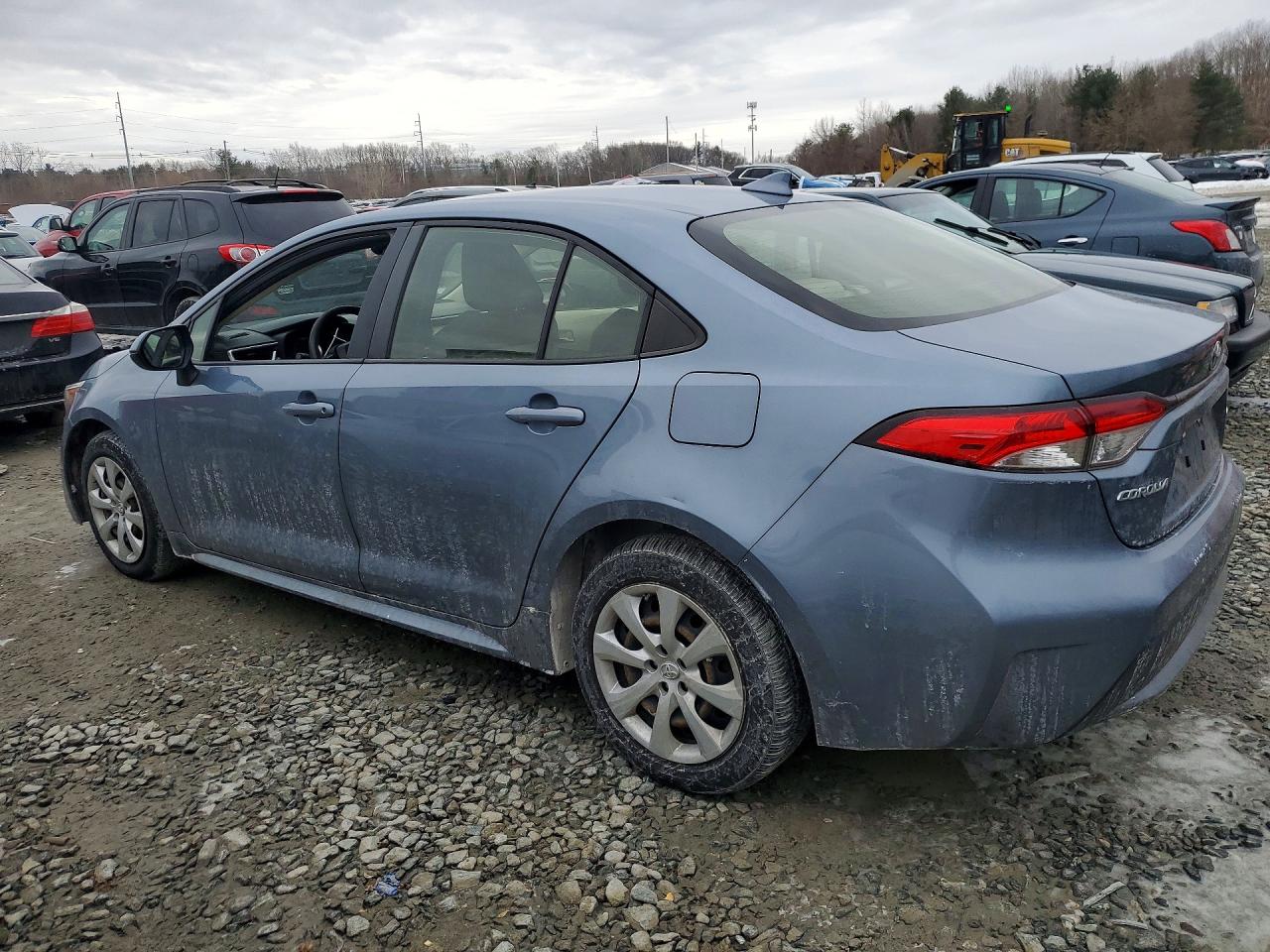 2020 TOYOTA COROLLA LE photo 3