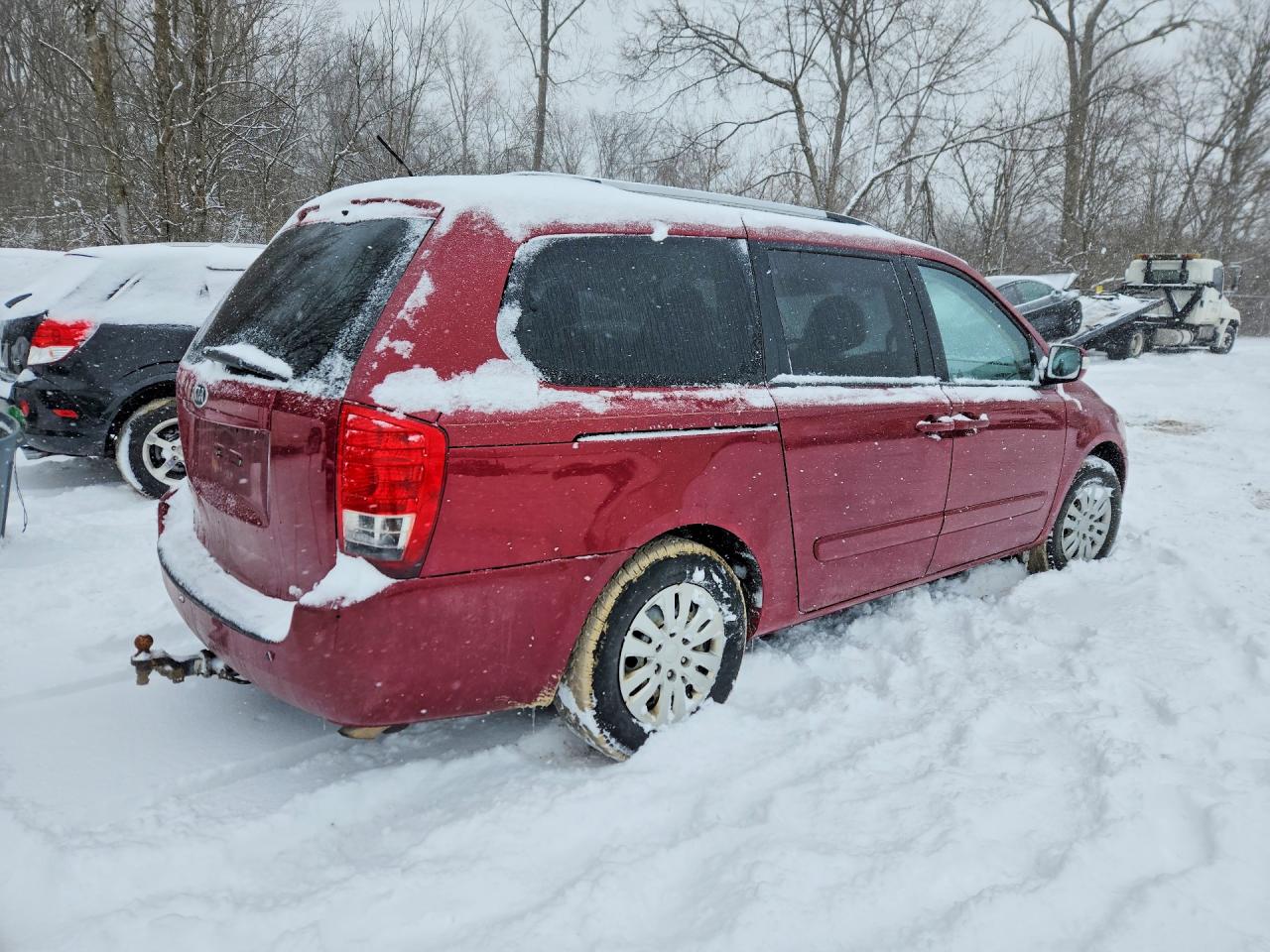 2011 KIA SEDONA LX photo 3