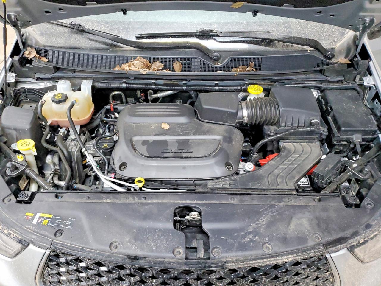 2023 CHRYSLER PACIFICA TOURING L photo 12