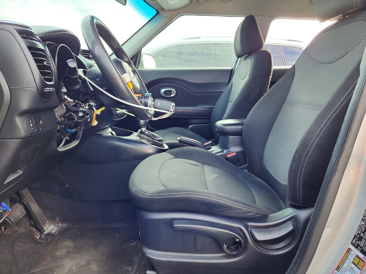 2017 KIA SOUL + photo 13
