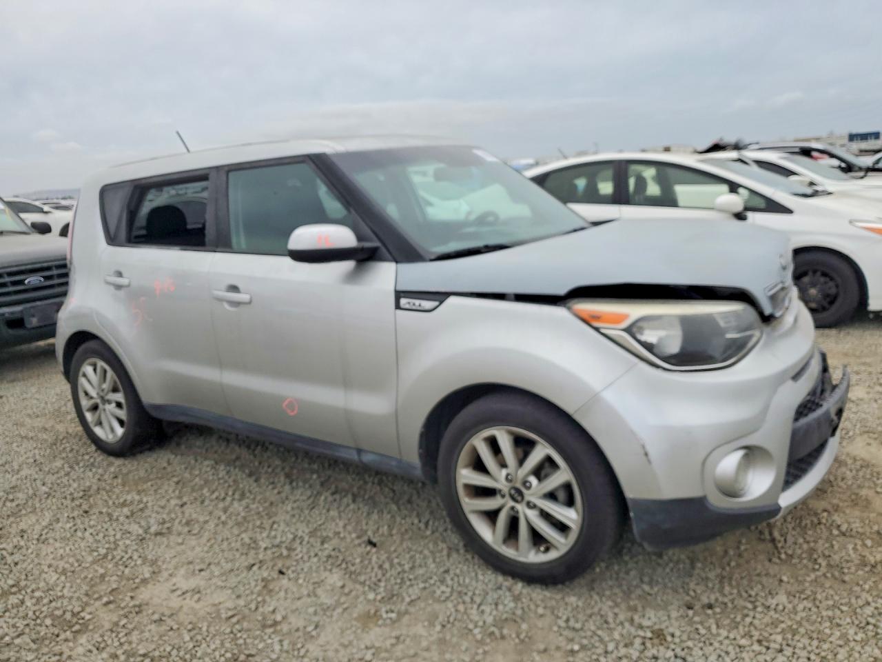 2017 KIA SOUL + photo 7