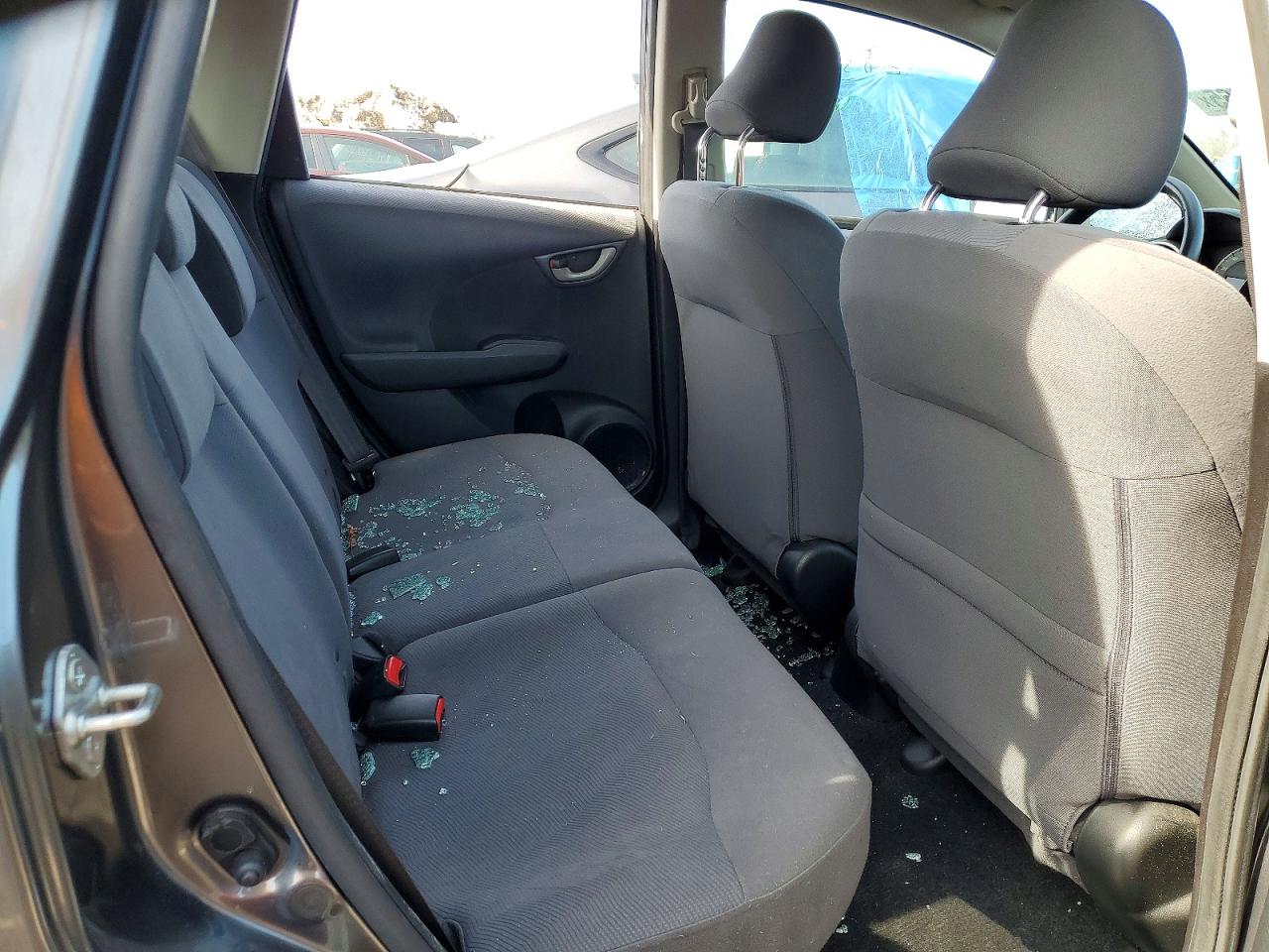 2013 HONDA FIT photo 11