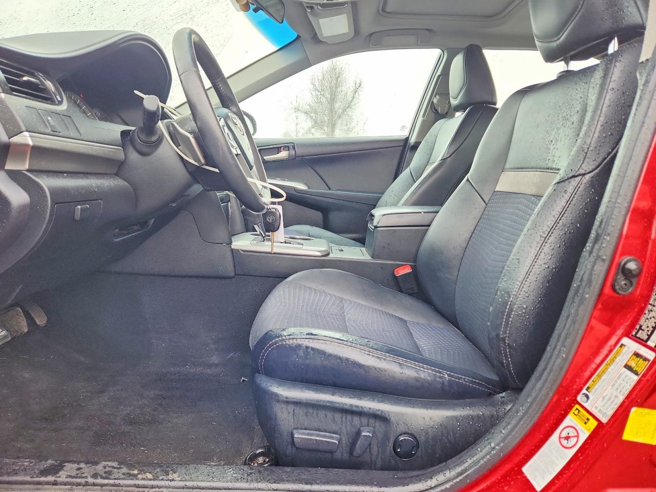 2013 TOYOTA CAMRY L photo 19