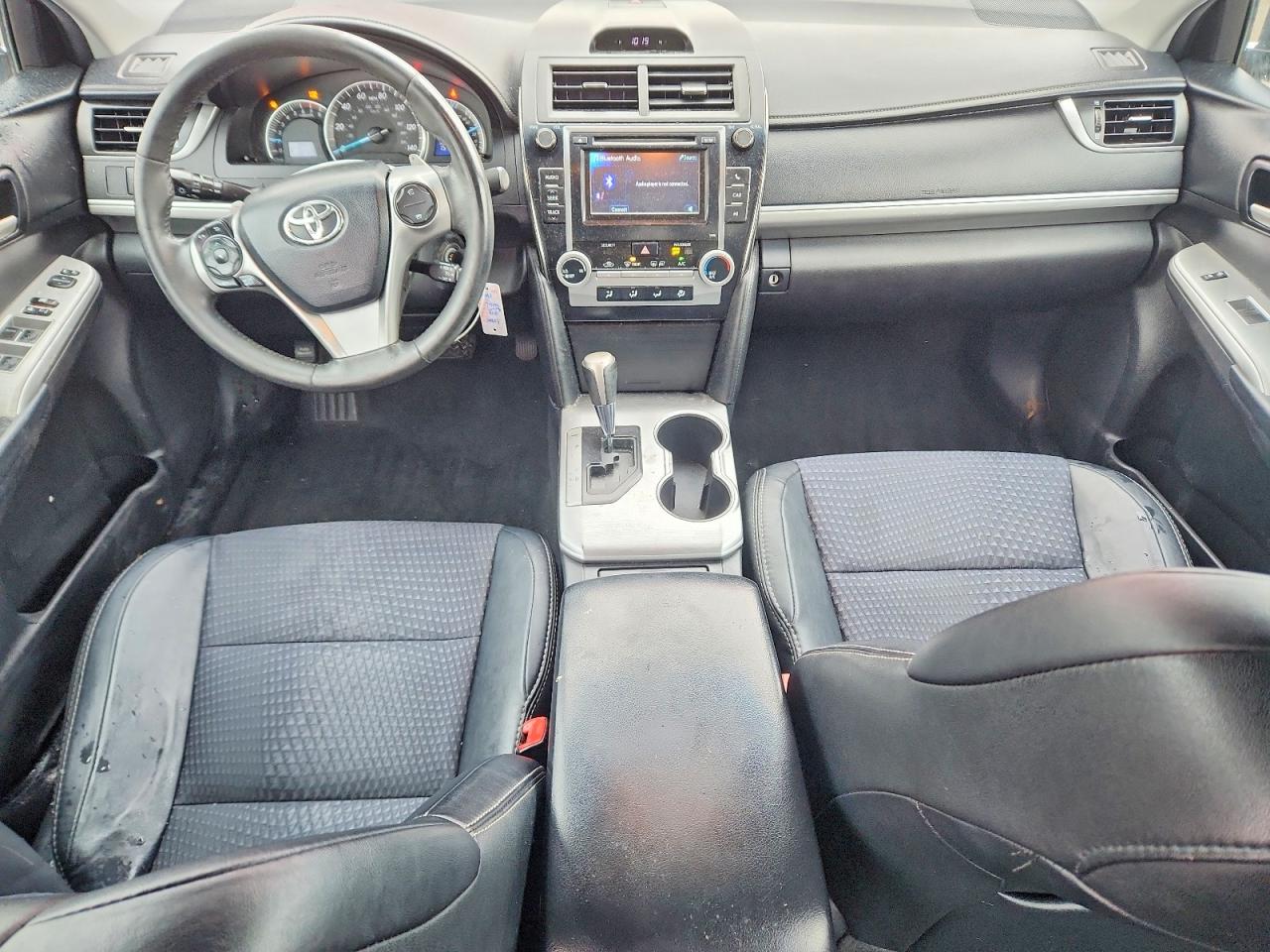 2013 TOYOTA CAMRY L photo 22