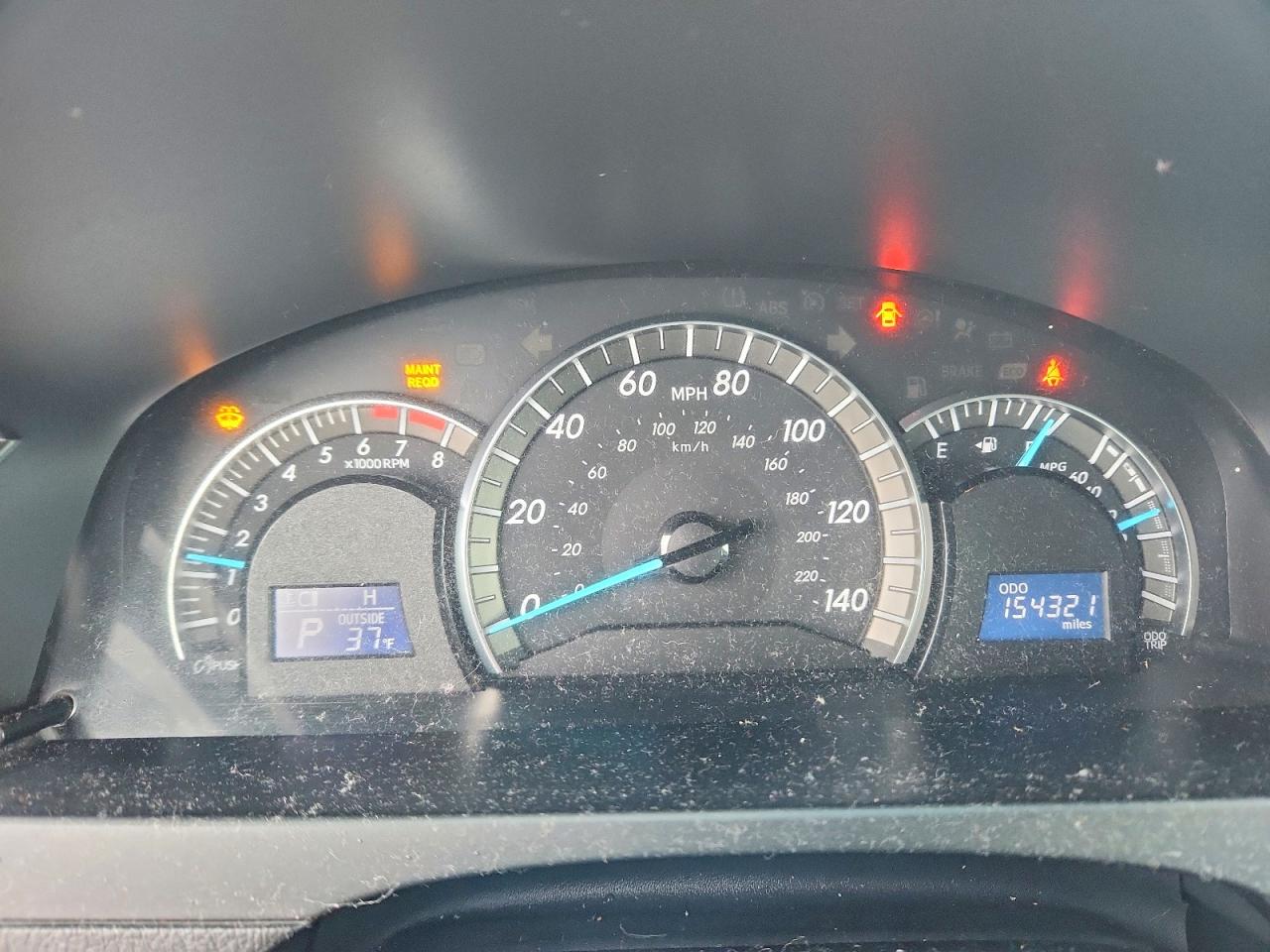 2013 TOYOTA CAMRY L photo 25