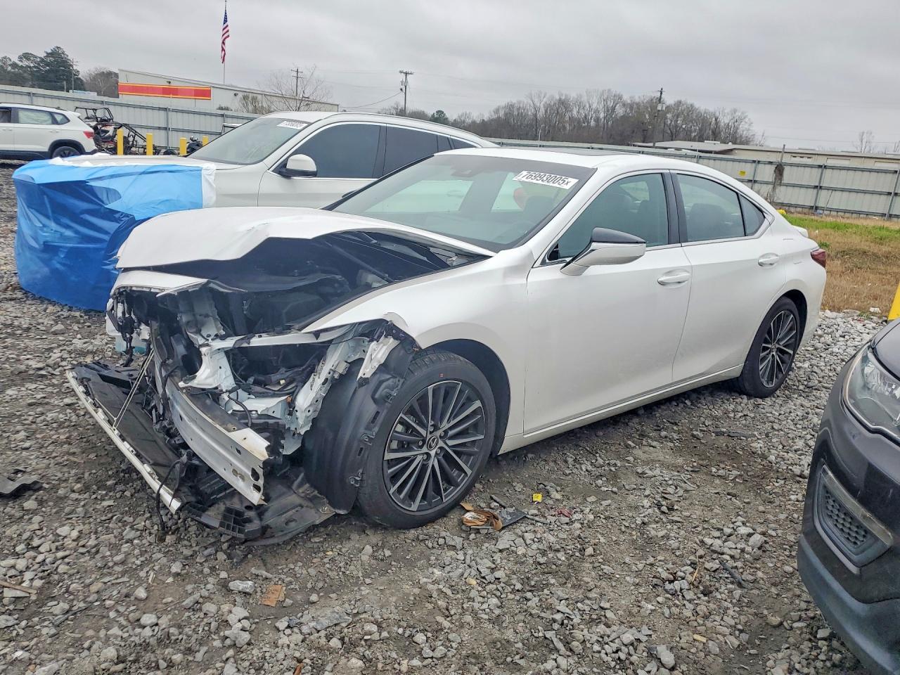 2024 LEXUS ES