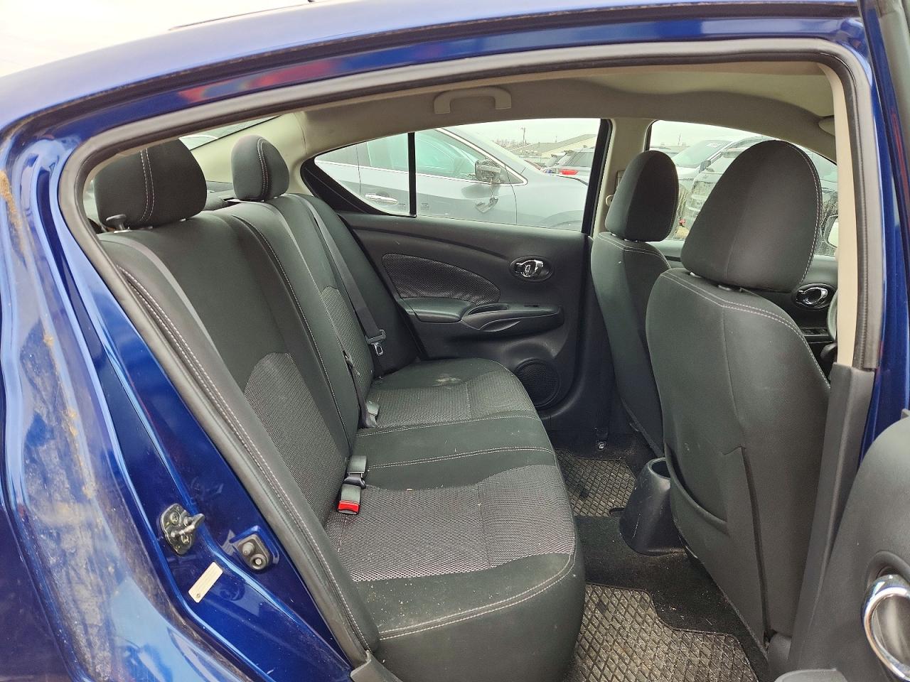 2018 NISSAN VERSA S photo 19