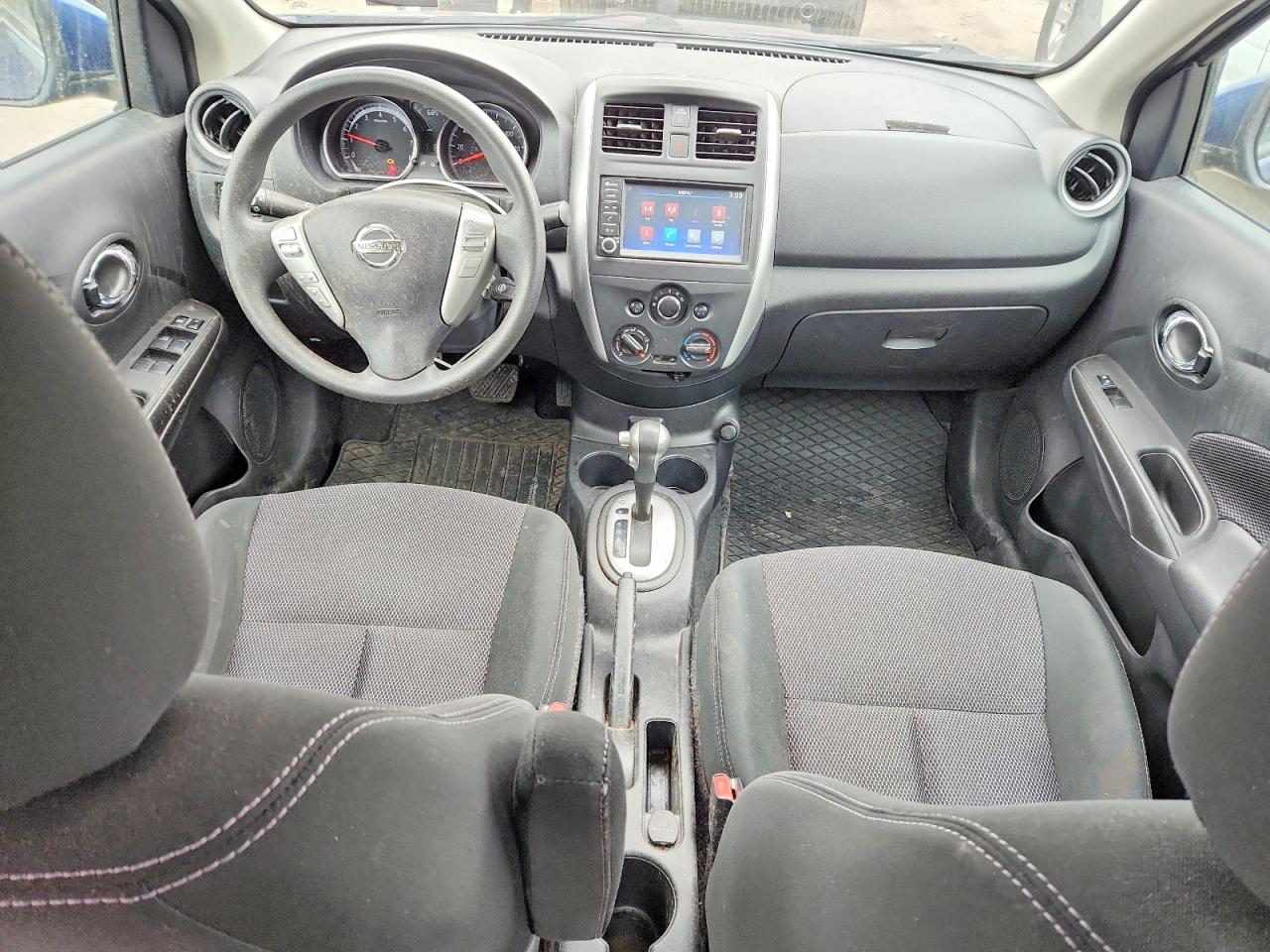 2018 NISSAN VERSA S photo 15