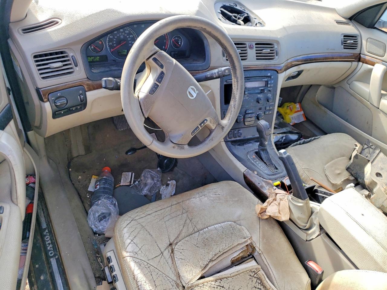 2005 VOLVO S80 photo 8