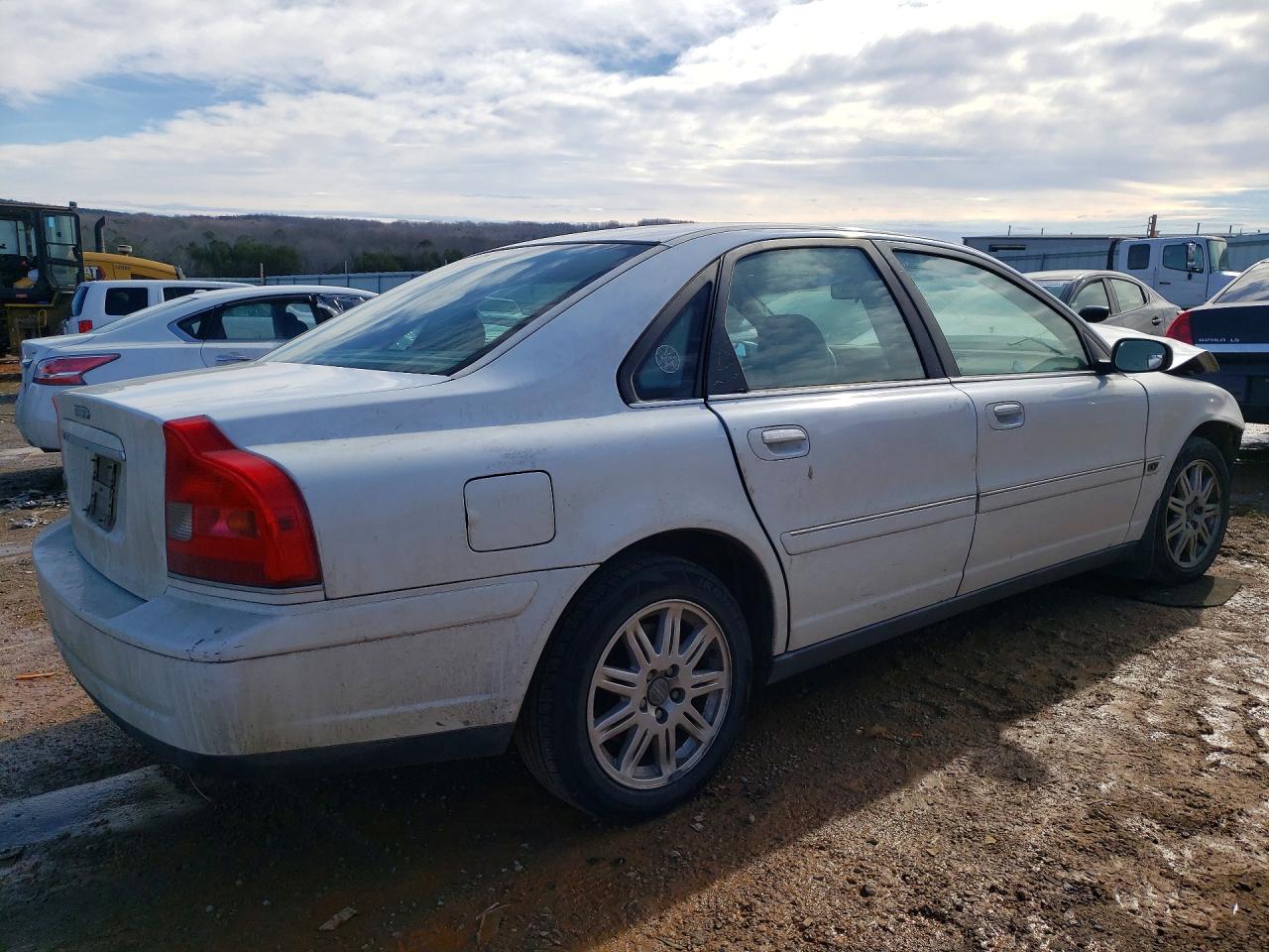 2005 VOLVO S80 photo 3