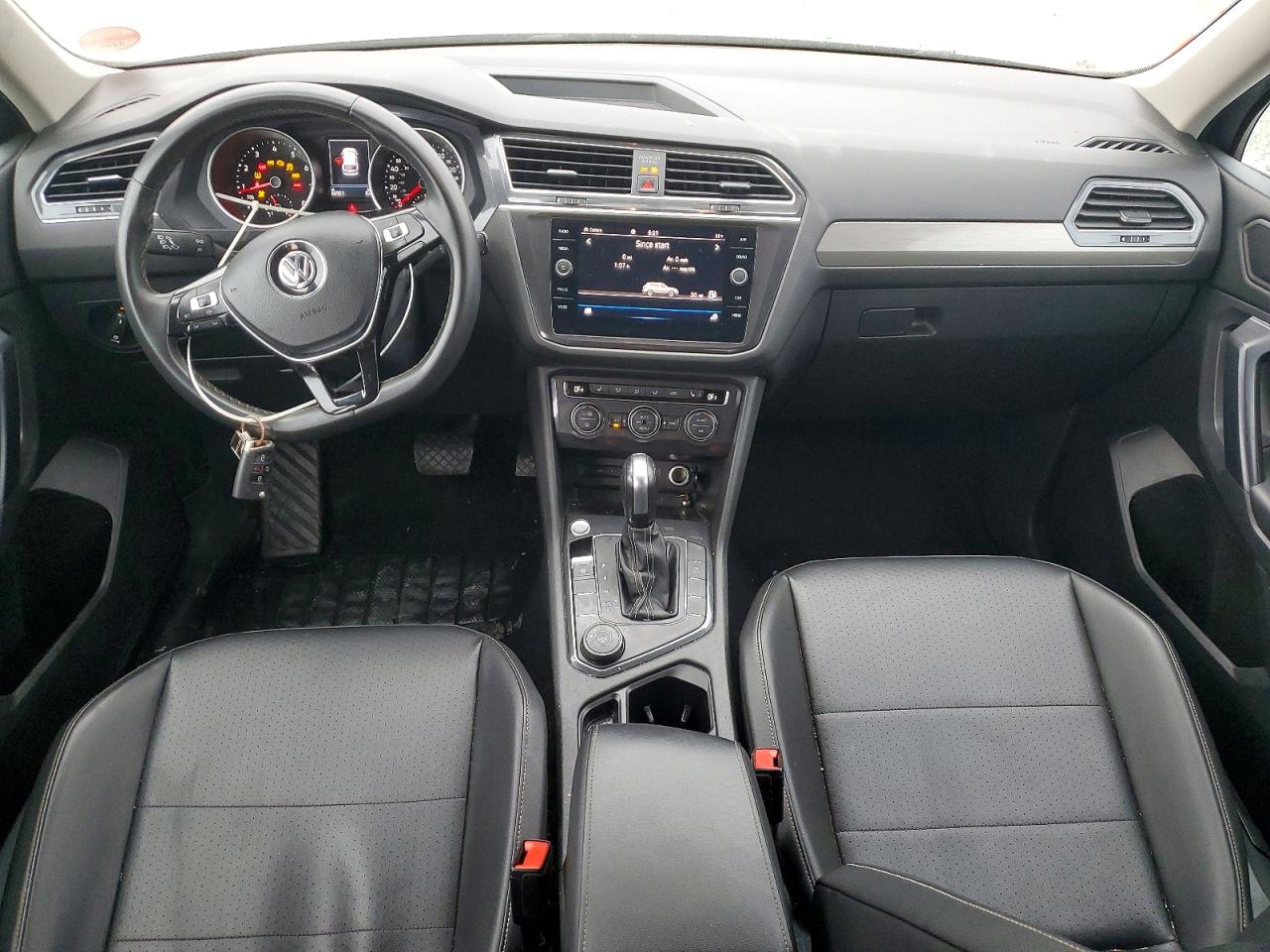 2021 VOLKSWAGEN TIGUAN SE photo 15