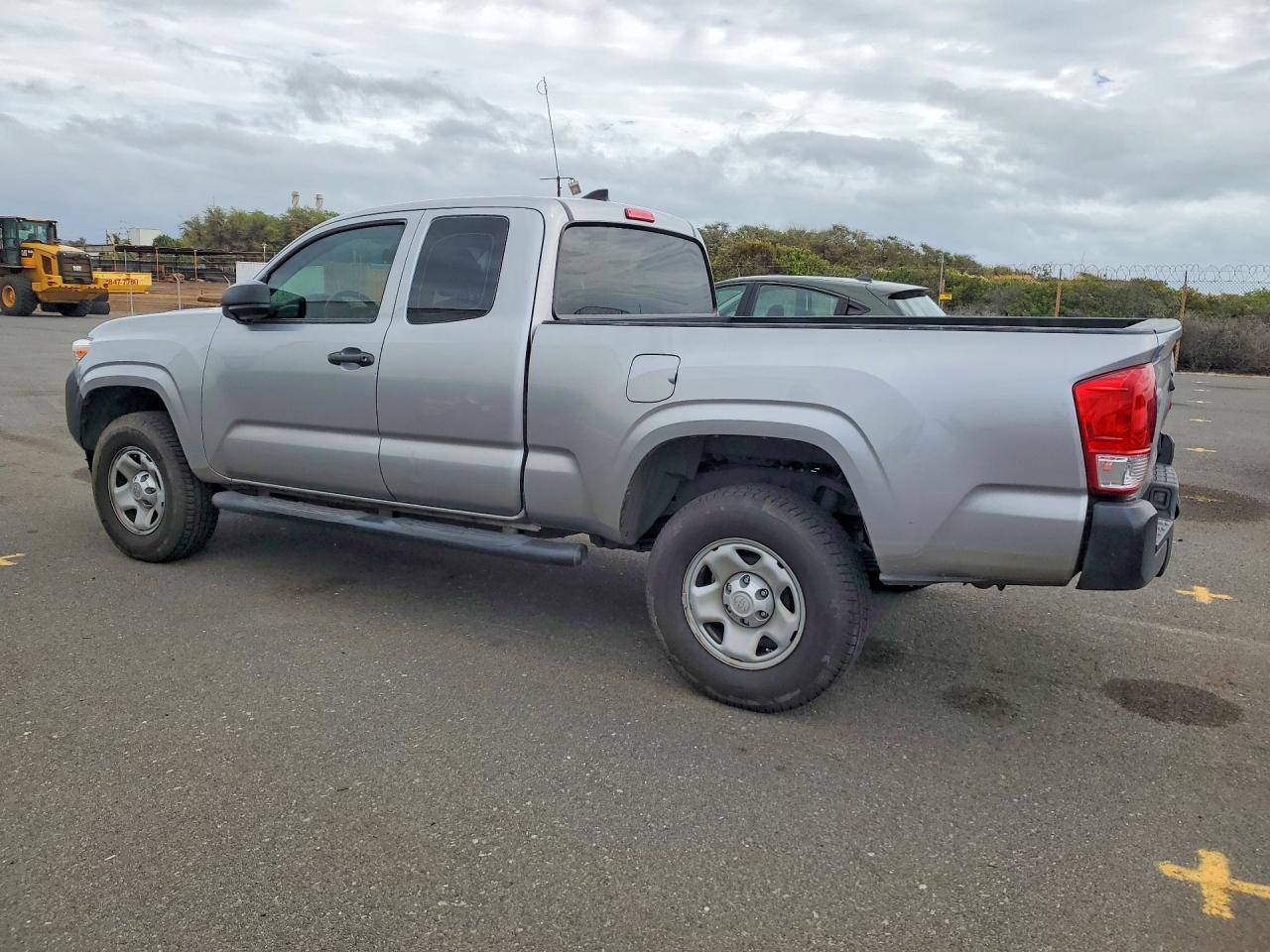 2017 TOYOTA TACOMA ACCESS CAB photo 2