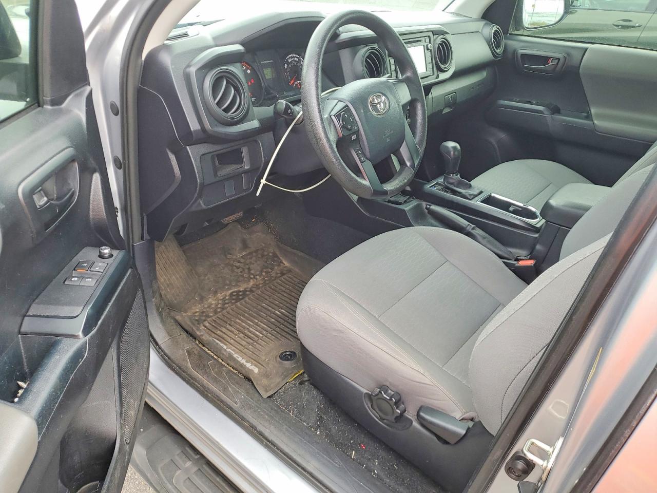 2017 TOYOTA TACOMA ACCESS CAB photo 8