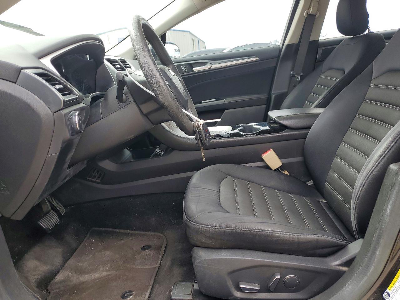 2014 FORD FUSION SE photo 7