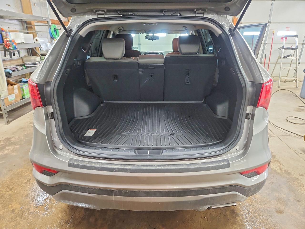 2018 HYUNDAI SANTA FE SPORT 2.4L photo 6