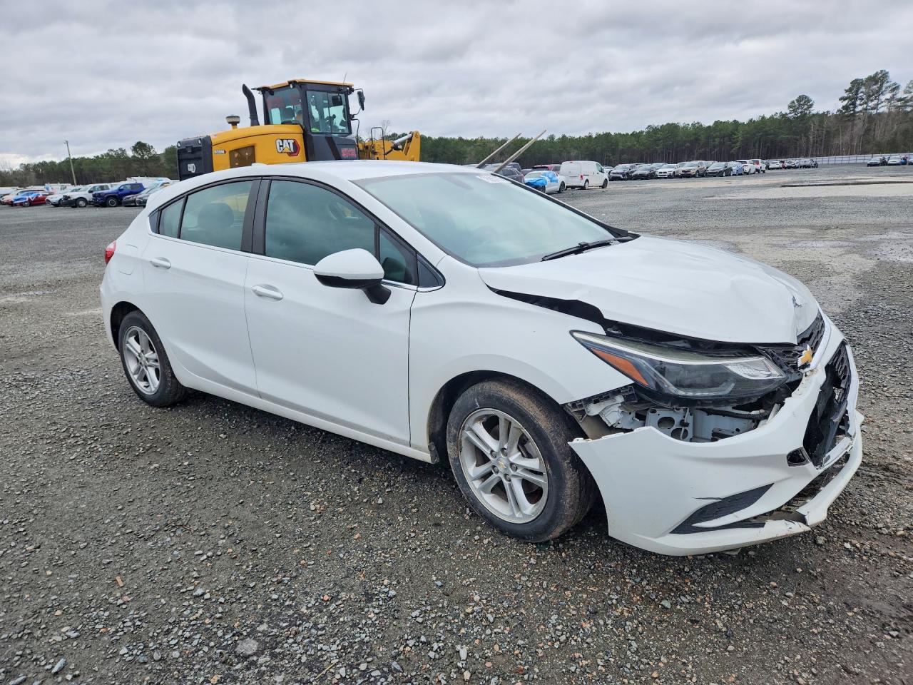 2017 CHEVROLET CRUZE LT photo 4