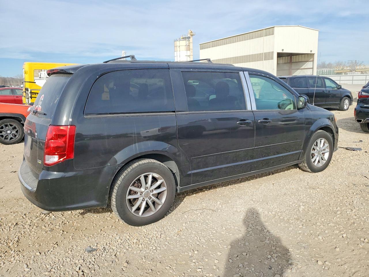 2013 DODGE GRAND CARAVAN SXT photo 3