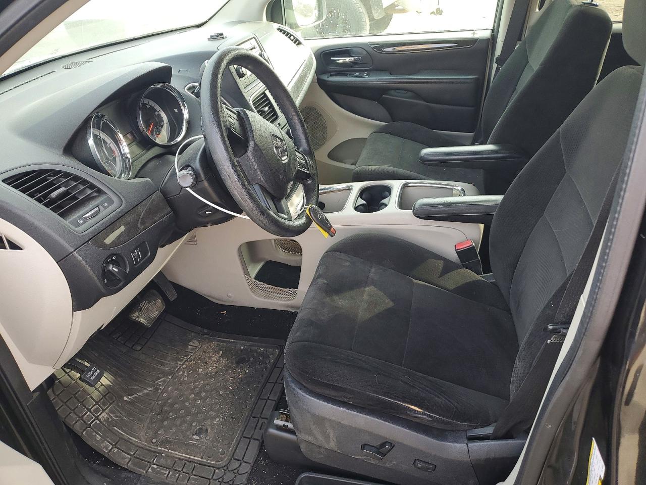 2013 DODGE GRAND CARAVAN SXT photo 7