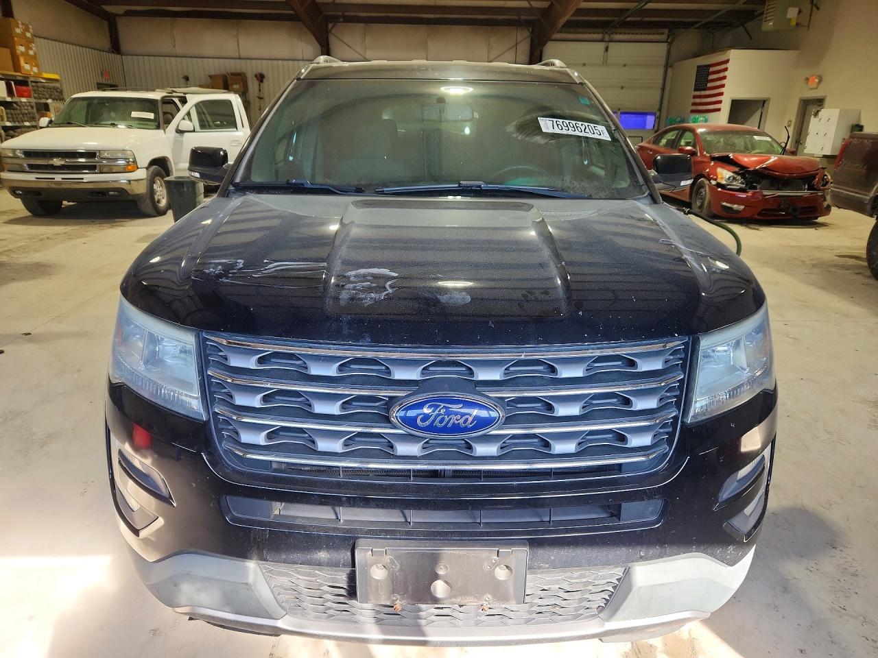 2016 FORD EXPLORER XLT photo 5