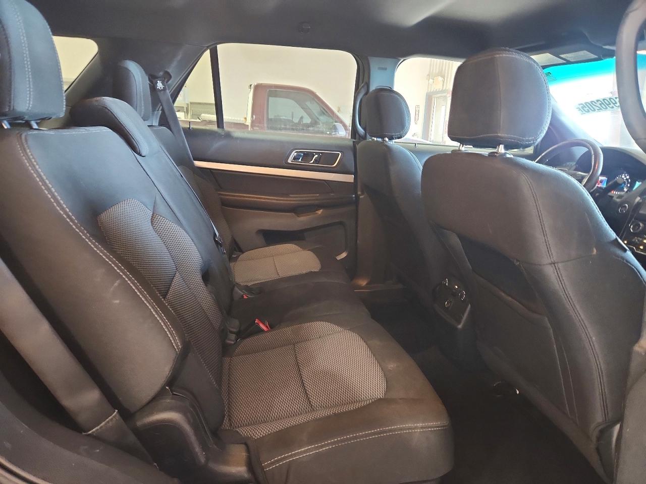 2016 FORD EXPLORER XLT photo 11