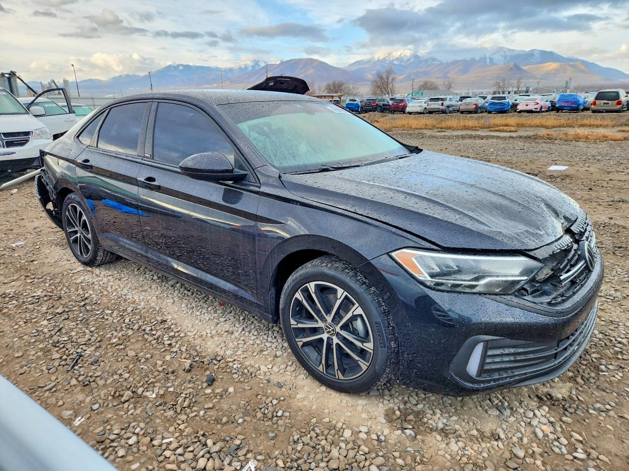 2023 VOLKSWAGEN JETTA SPORT photo 4
