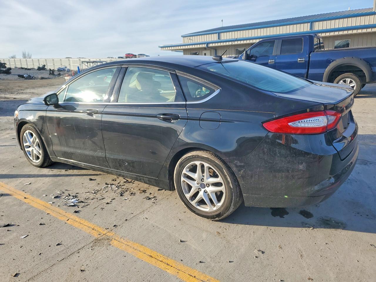 2015 FORD FUSION SE photo 3