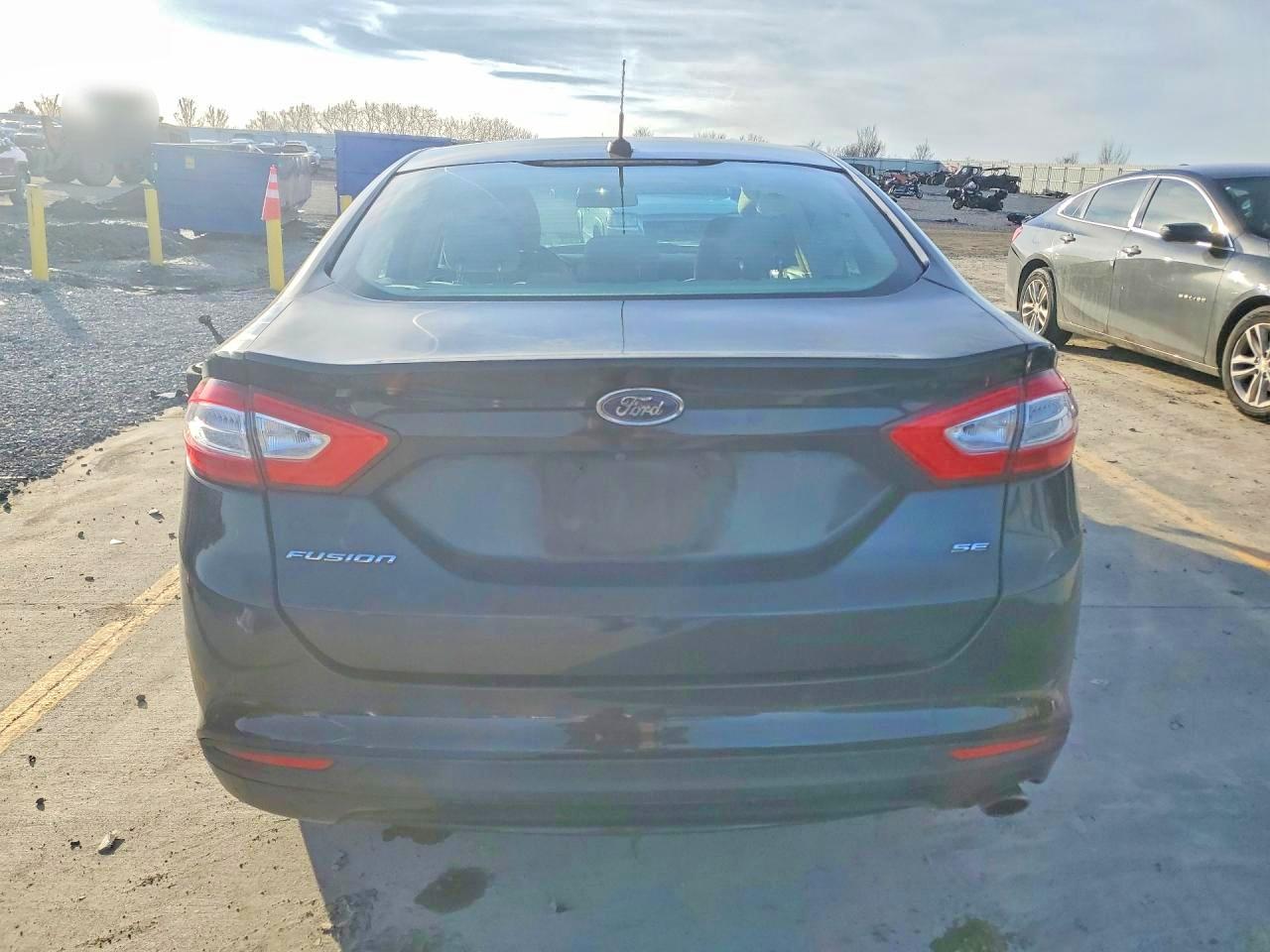 2015 FORD FUSION SE photo 11