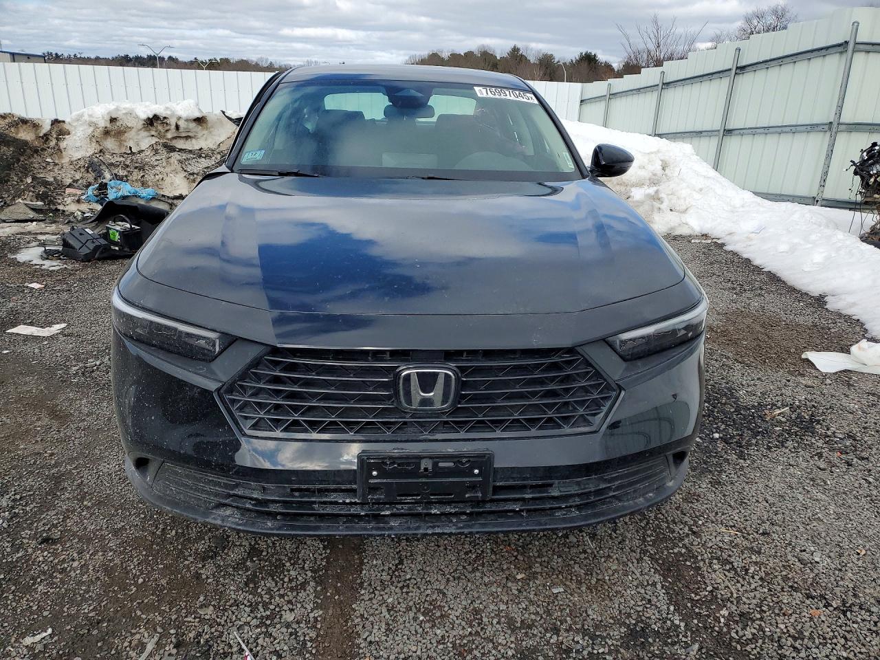 2025 HONDA ACCORD LX photo 5