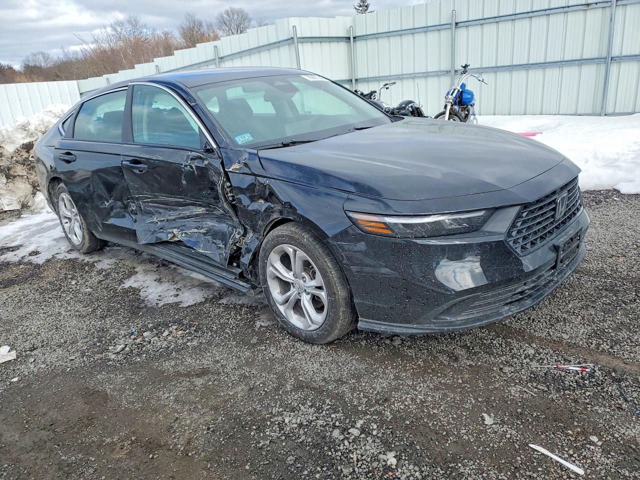 2025 HONDA ACCORD LX photo 4