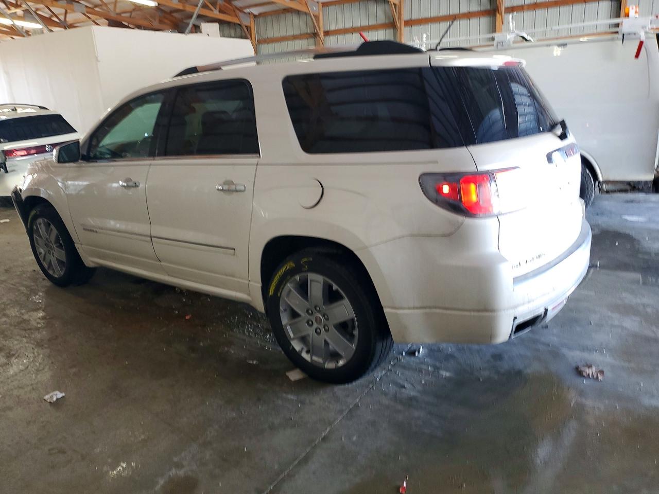 2014 GMC ACADIA DENALI photo 2