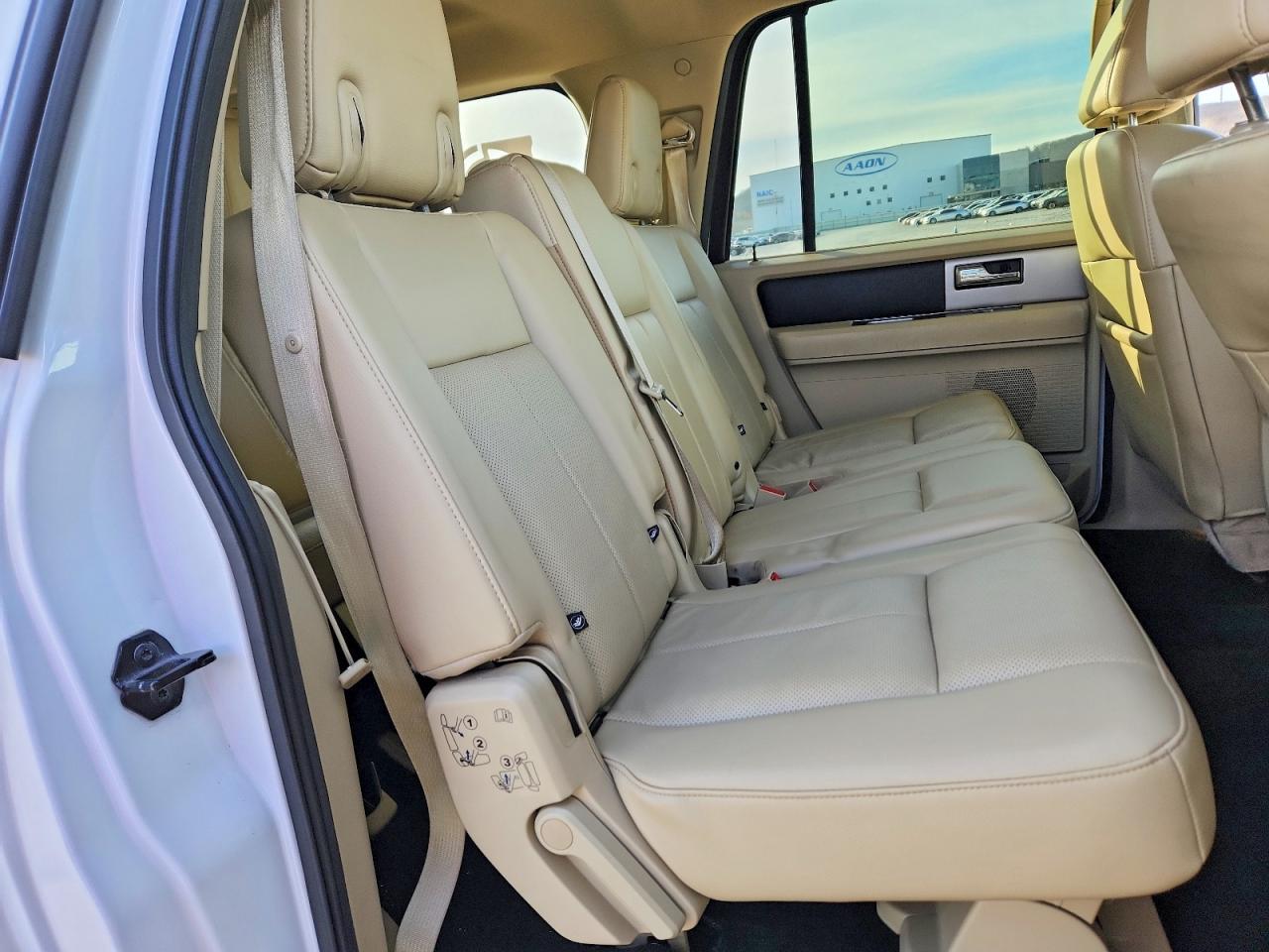 2017 FORD EXPEDITION EL XLT photo 21