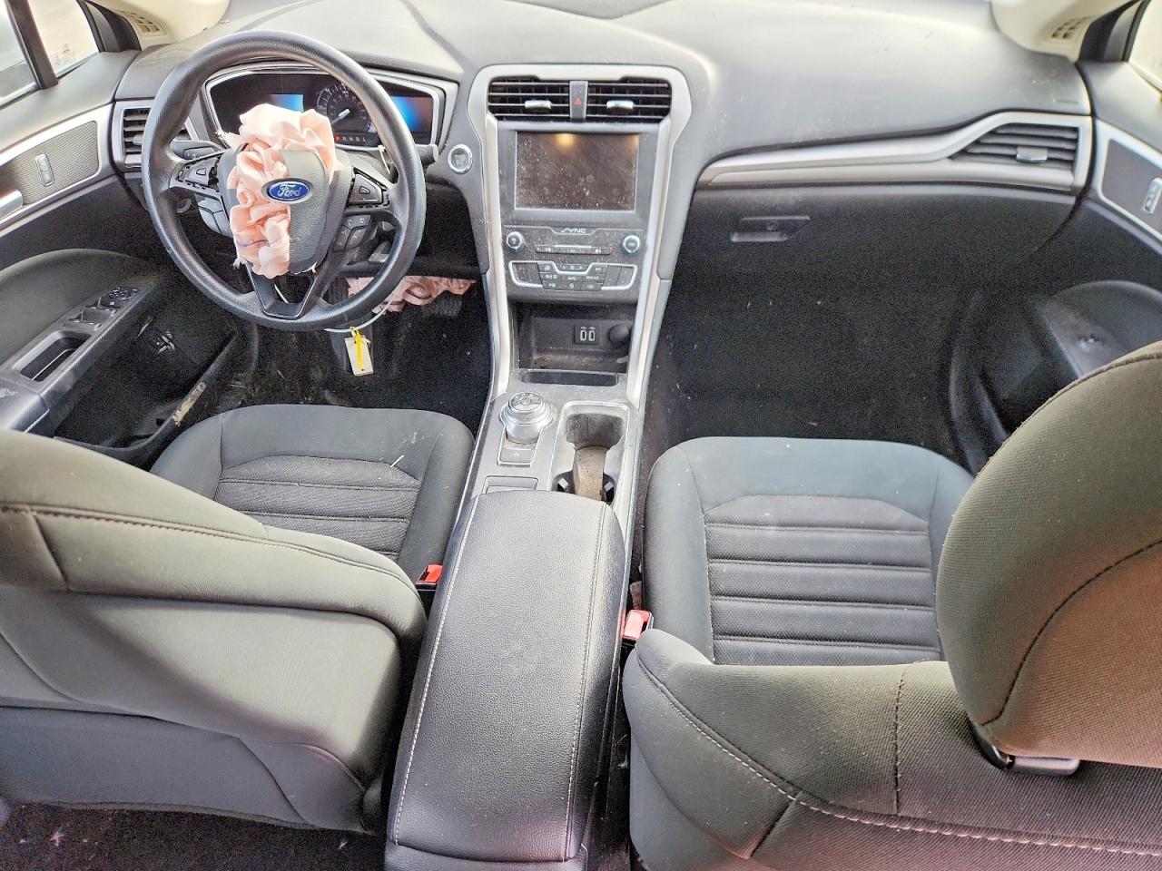 2019 FORD FUSION SE photo 15