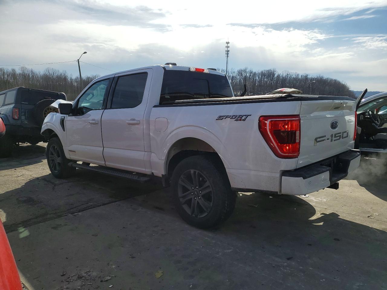 2023 FORD F150 SUPERCREW photo 2