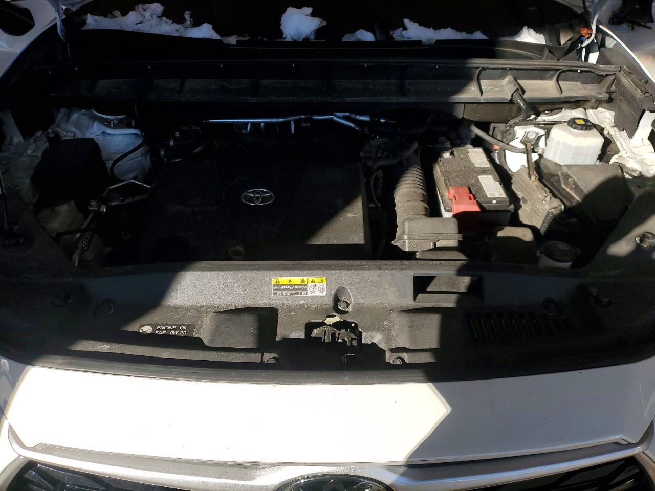 2021 TOYOTA HIGHLANDER XLE photo 23