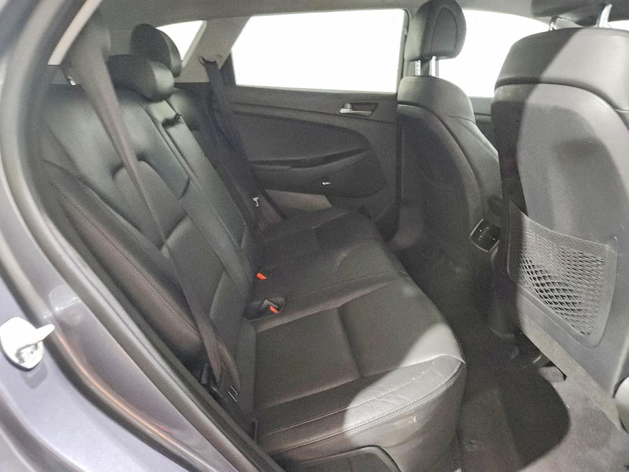 2018 HYUNDAI TUCSON SEL photo 28