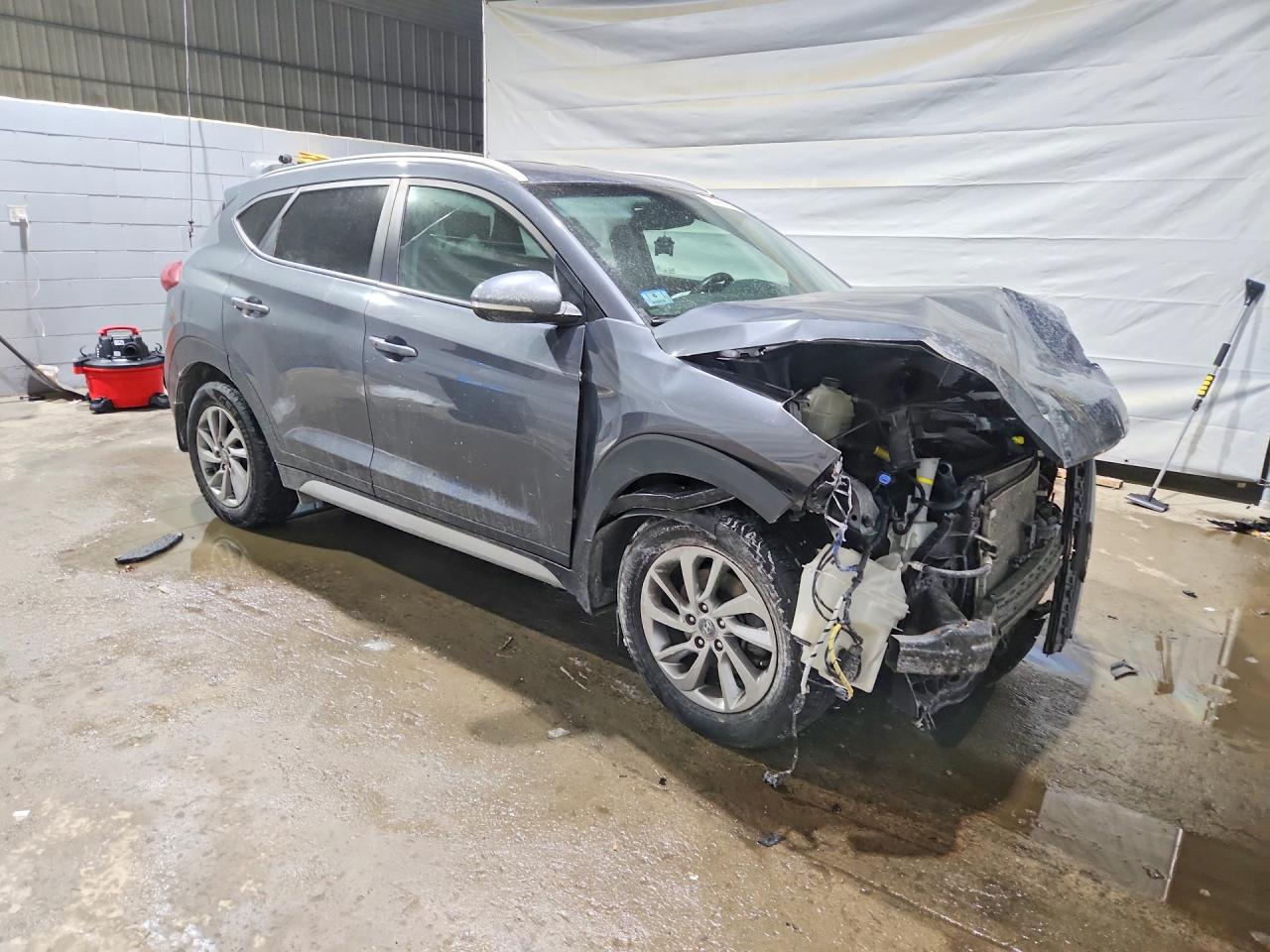 2018 HYUNDAI TUCSON SEL photo 10