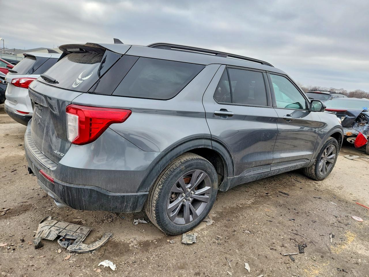 2023 FORD EXPLORER XLT photo 9